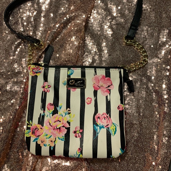 Betsey Johnson Sling Bag - Picture 1 of 7